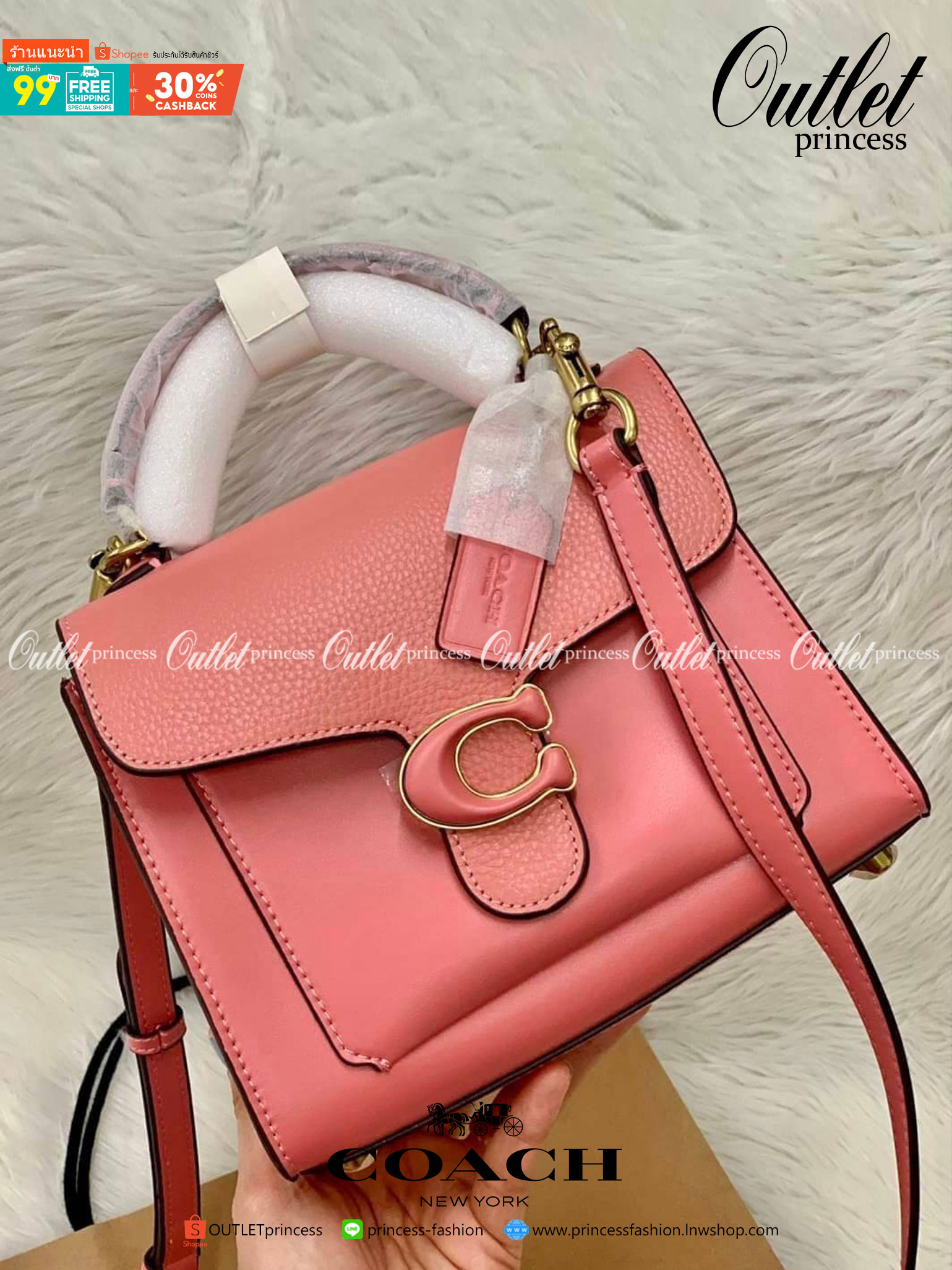 COACH TABBY TOP HANDLE 20 พร้อมส่งที่ไทยค่ะ! กระเป๋าหิ้ว//สะพายข้างได้ หนังแท้อย่างดี กหนึ่งใบทำหนังสองลายได้อย่างสวยงาม พร้อมโลโก้รุ่นใหม่ล่าสุดดูดีมากๆค่ะ เปิดปิดกระเป๋าแบบกดล็อค ภายในมีช่องหลักสองช่อง ใส่มือถือได้ทุกรุ่น;กระเป๋าเงินใบกลางได้;ของจำเป็นจ
