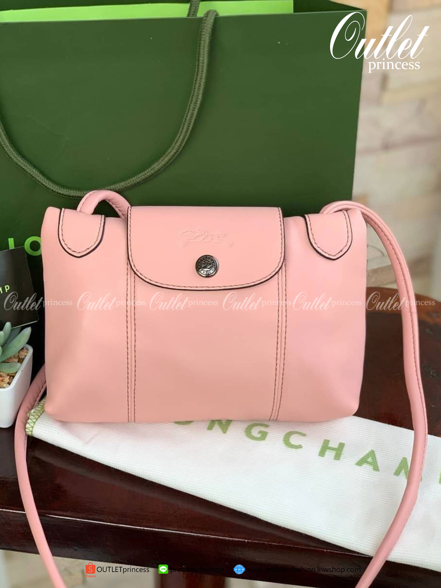 💕 Longchamp Le Pliage Cuir Crossbody Bag