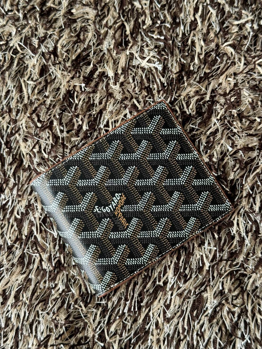 Goyard Wallet Men / Goyard Victoire Wallet กระเป๋าสตางค์ขนาดกะทัดรัดและเหมาะสําหรับการจัดสำหรับการ์ดและธนบัตร ลวดลายสุดคลาสสิค