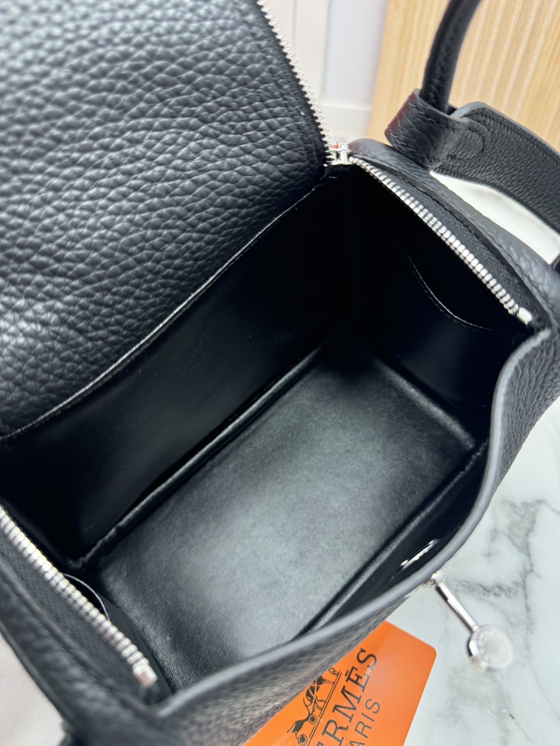 ORI หนังแท้ | HERMES lindy 19cm กระเป๋าสะพาย นิยามความหรูหราระดับมาสเตอร์พีช 🤍 สินค้าเกรดออริจินอล หนังแท้