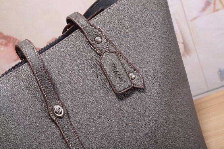 ของแท้ 💯% COACH MARKET TOTE