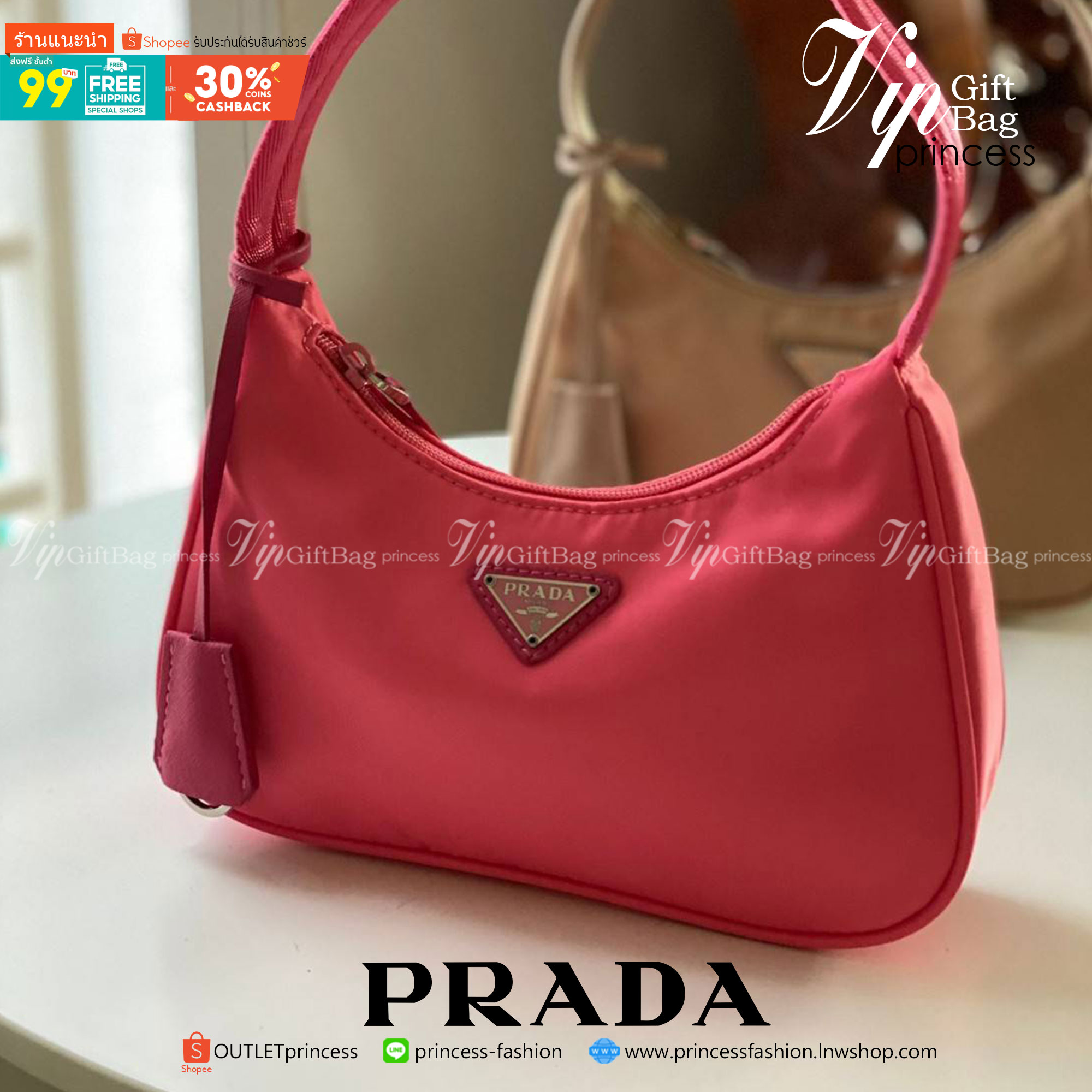 พรีเมี่ยมกิ๊ฟแท้ 100% 】สีใหม่พร้อมส่งที่นี่ที่เดียว Prada nylon mini shoulder bag กระเป๋าถือหรือสะพายไหล่ size mini กำลังน่ารัก