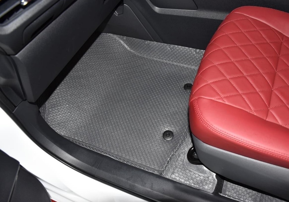 พรมปูพื้นรถยนต์ TOYOTA YARIS ATIV 2023 ยางปูพื้นรถยนต์ พรมกระดุม ใช้ดี เน้นทนทาน เข้ารูป ตรงรุ่นรถ
