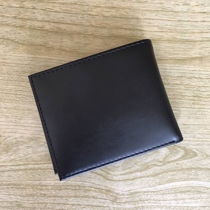 Calvin Klein leather credit card fold with metal clip key fob set กระเป๋าสตางค์ใบสั้น และ ที่ใส่บัตรย่อย และพวงกุญแจ set สุดคุ้มมอบให้เป็นของขวัญหรือใช้เองก็แนะนำค่ะ set นี้มาเท่าไรก็หมดคะ รีบจับจองนะคะ มาพร้อมถุงกระดาษแบรนด์ด้วยนะคะ