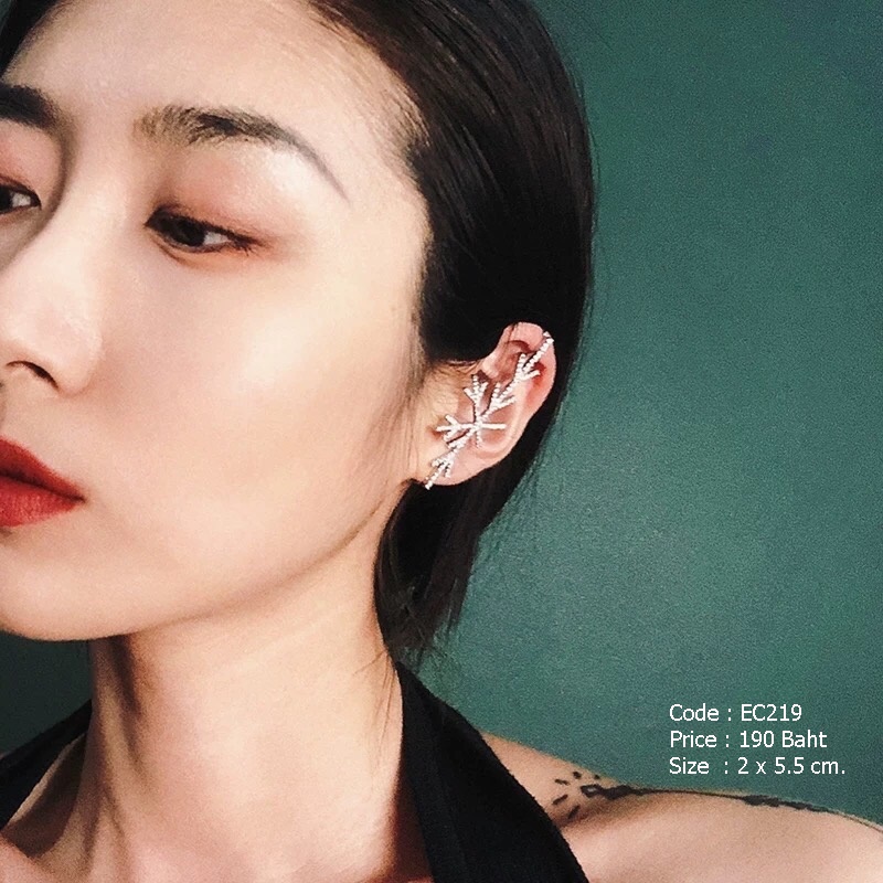 ต่างหูหนีบ+เกี่ยวหู เกล็ดหิมะสีเงิน ฝังเพชรcz