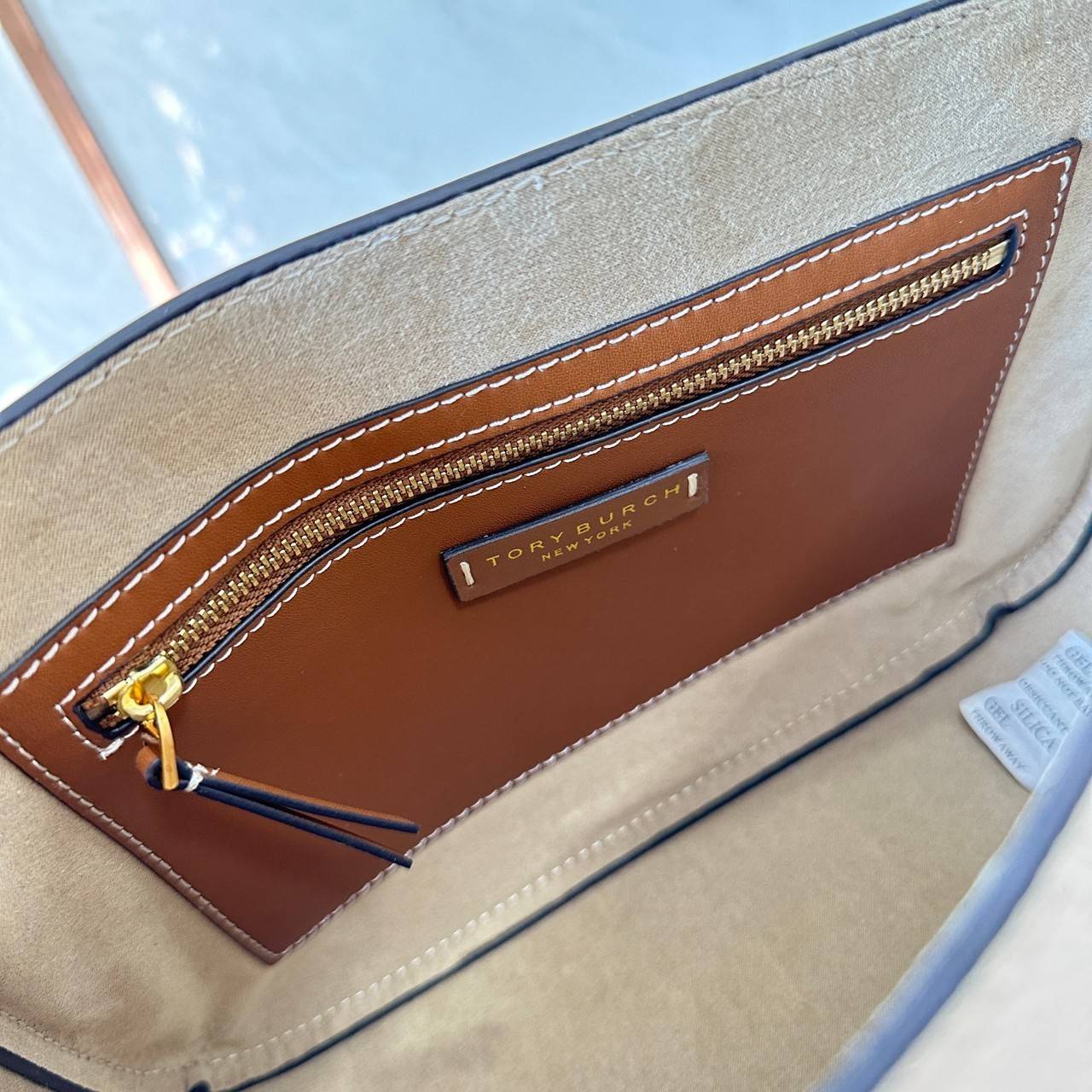 พร้อมส่ง 2 สี TORY BURCH FELIX CONVERTIBLE SHOULDER BAG กระเป๋าสะพาย เกรดท็อปออริ เกรดดีสุด สลับแท้ 1:1 ใช้ต่างประเทศได้