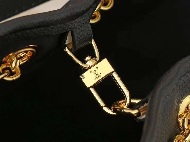 LV Bundle Monogram Empreinte Bag / LV Bella Bucket Bag กระเป๋าสะพายทรงบัคเก็ตรุ่นใหม่ ตกแต่งอะไหล่สีทองหรูหรา