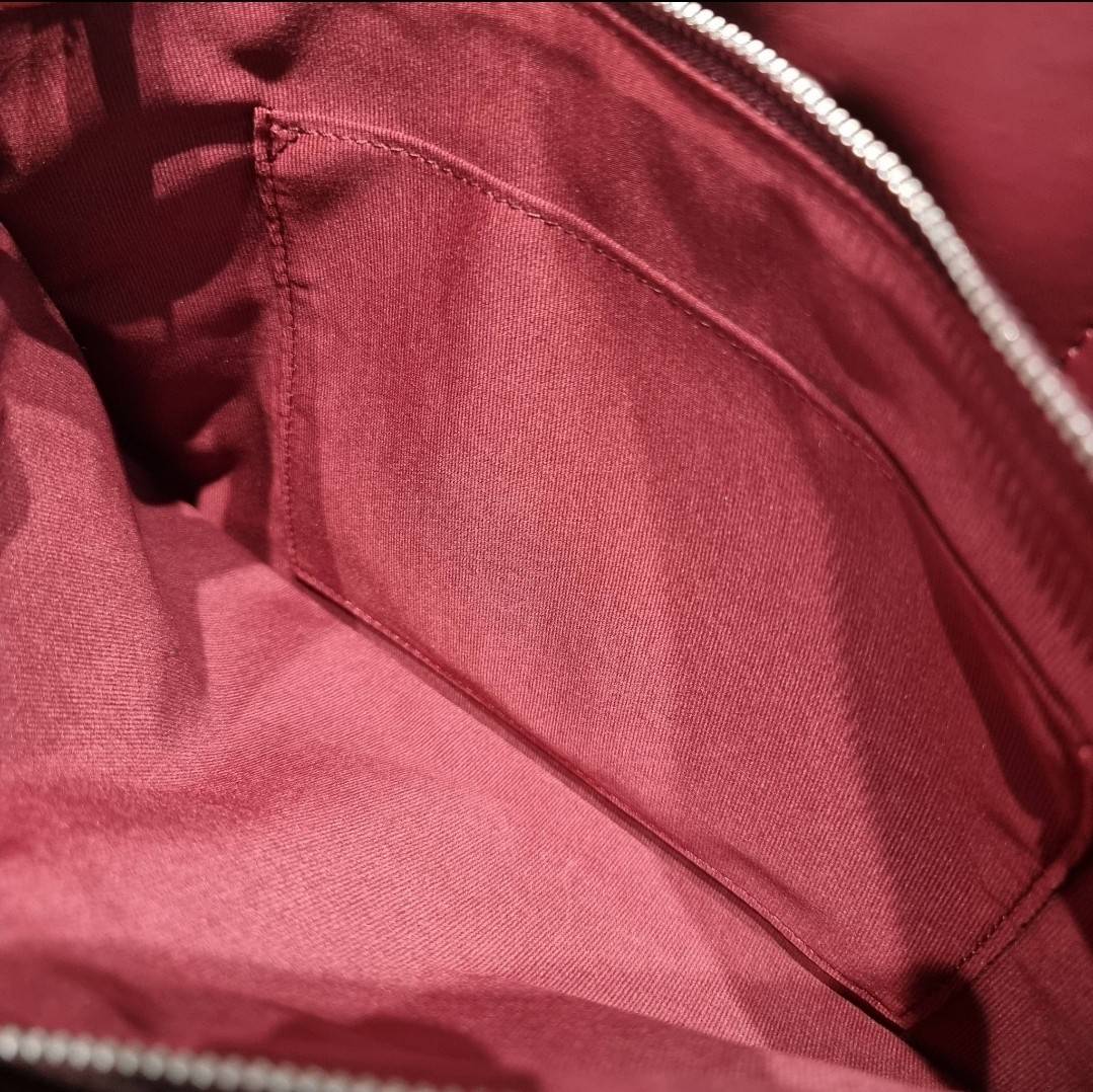 COACH HANNA CARRYALL IN SIGNATURE CANVAS / CH187 / CH195 / CH542 น้องใหม่ เรียบหรู ดูแพง กับกระเป๋าถือ/สะพายทรงสวย คงความคลาสสิค ดีไซน์ตกแต่งสายคาดจับจีบข้างกระเป๋าเพิ่มดีเทล มาพร้อมหูจับในตัว