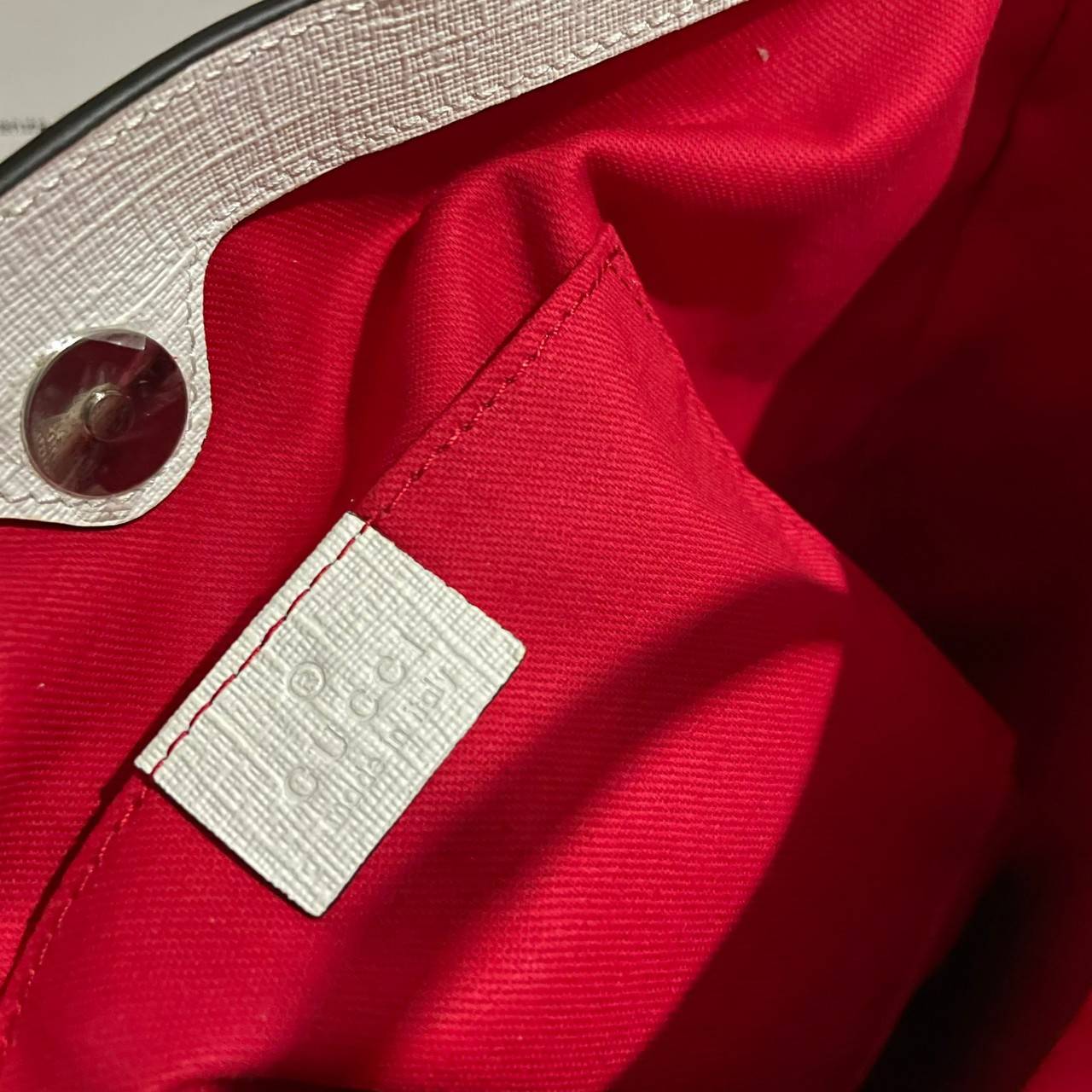 VIP 】Animal-Friendly Gucci Kid GG Supreme Tote Bag งานหนังแท้ทรงตั้งสวย ขนาดกะทัดรัด จุของได้เยอะ ใช้ได้ทั้งเด็กและผู้ใหญ่ น่ารักมากค่ะ