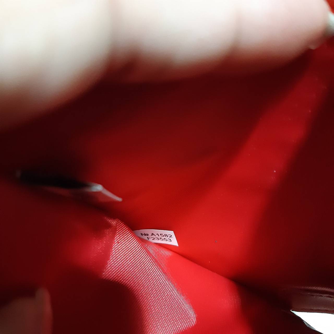 ของแท้ COACH F23553 MEDIUM CORNER ZIP WALLET IN SIGNATURE CANVAS กระเป๋าสตางค์ใบกลาง ขนาดกำลังเหมาะมือ