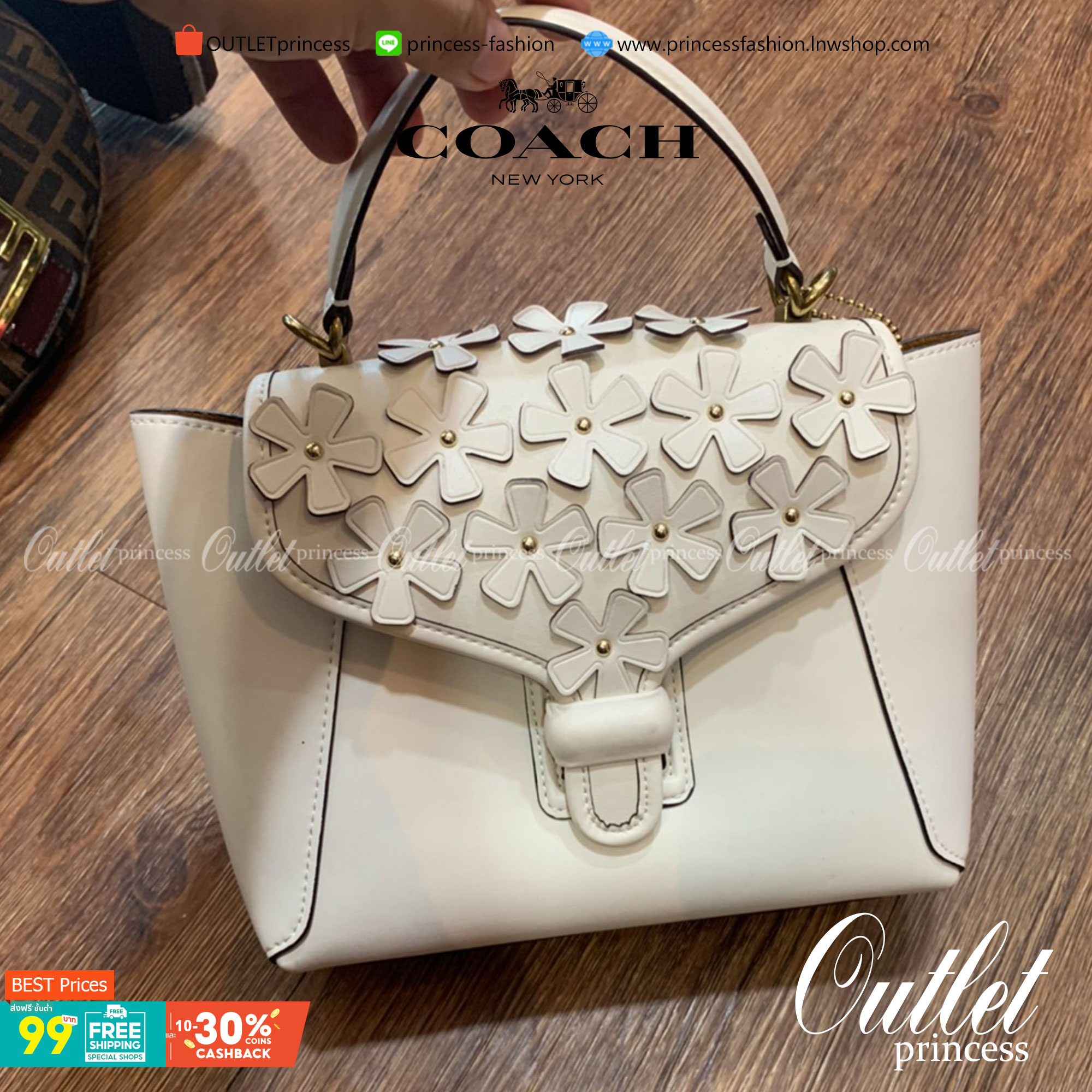 Coach Courier Carryall 23 With Floral Applique สินค้าใหม่ทรงน่ารัก ใช้แล้วดูแพงมากกก มีช่องใส่ขนาดกว้าง ใส่ของได้จำนวนมาก แถมยังสามารถถือเก๋ๆ แบบคุณนาย พร้อมทั้งสะพายเป็น crossbody ก็ได้ โดดเด่นด้วยสีส้น ดูเก๋ไม่เหมือนใครจิงๆ เปิดปิดด้วยกระดุมหมุน ใช้แล้ว