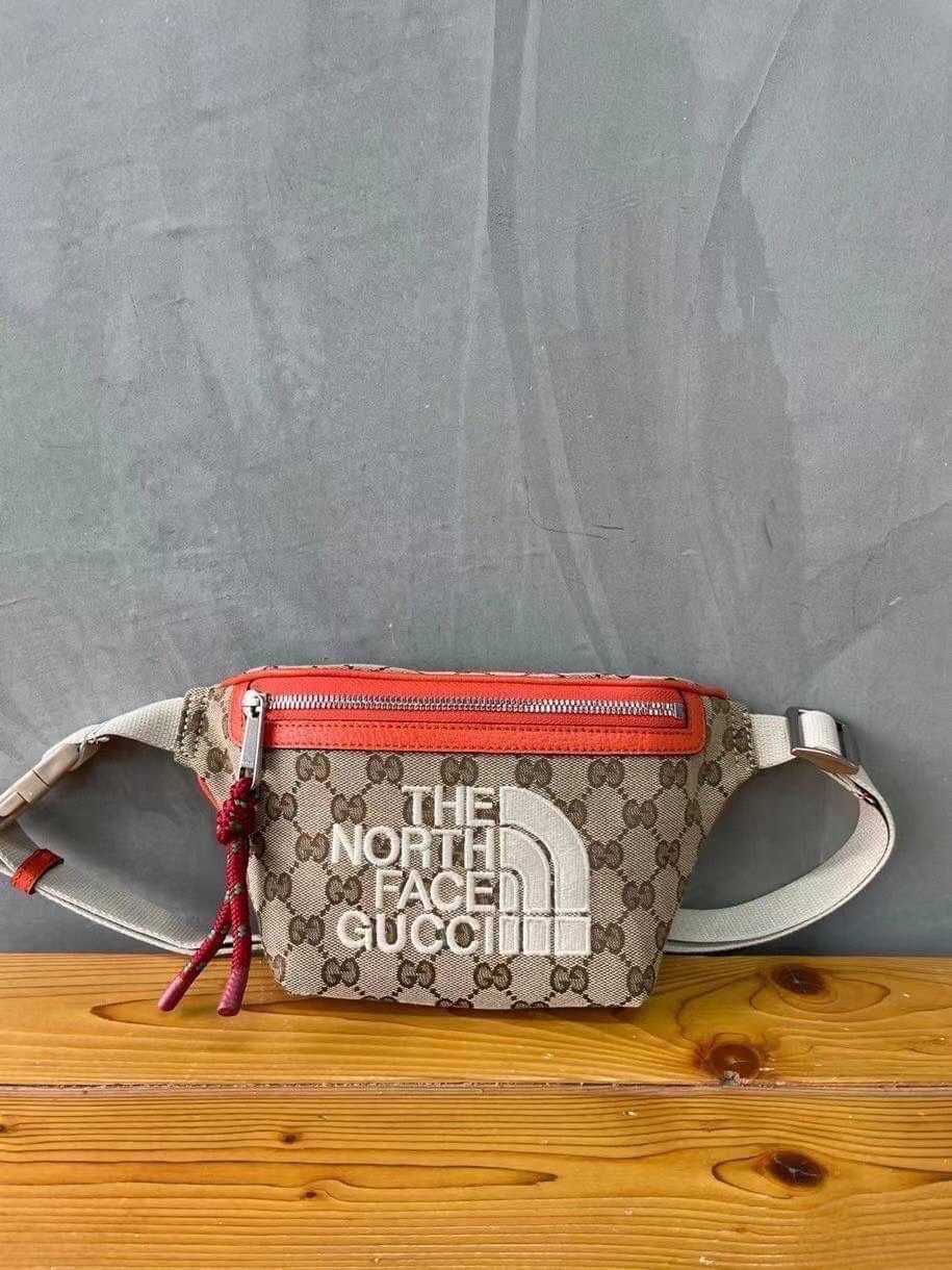 หนังแท้ The North Face x Gucci belt bag พร้อมส่งที่ไทย