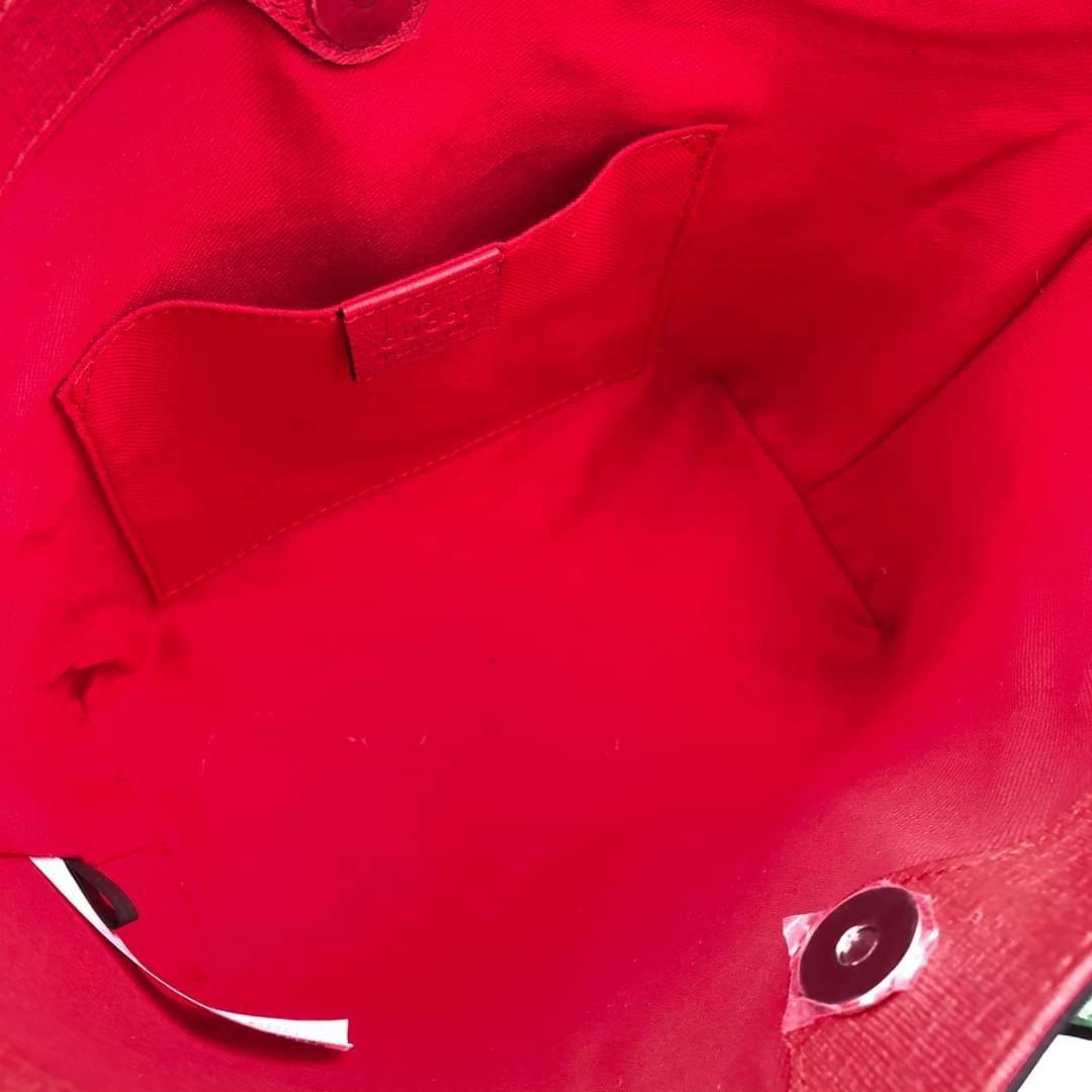 VIP 】Animal-Friendly Gucci Kid GG Supreme Tote Bag งานหนังแท้ทรงตั้งสวย ขนาดกะทัดรัด จุของได้เยอะ ใช้ได้ทั้งเด็กและผู้ใหญ่ น่ารักมากค่ะ