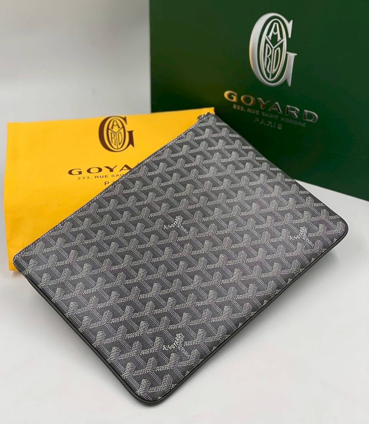 ORI หนังแท้ | GOYARD Senat MM Pouch / GOYARD Clutch Bag กระเป๋าทรงพอชคลัช ใช้เป็นกระเป๋าจัดระเบียบสำนักงานได้ เหมาะสำหรับใส่เอกสารขนาด A4, จัดระเบียบสิ่งของในกระเป๋า หรือใช้เป็นกระเป๋าคลัตช์สำหรับใช้ในชีวิตประจำวัน