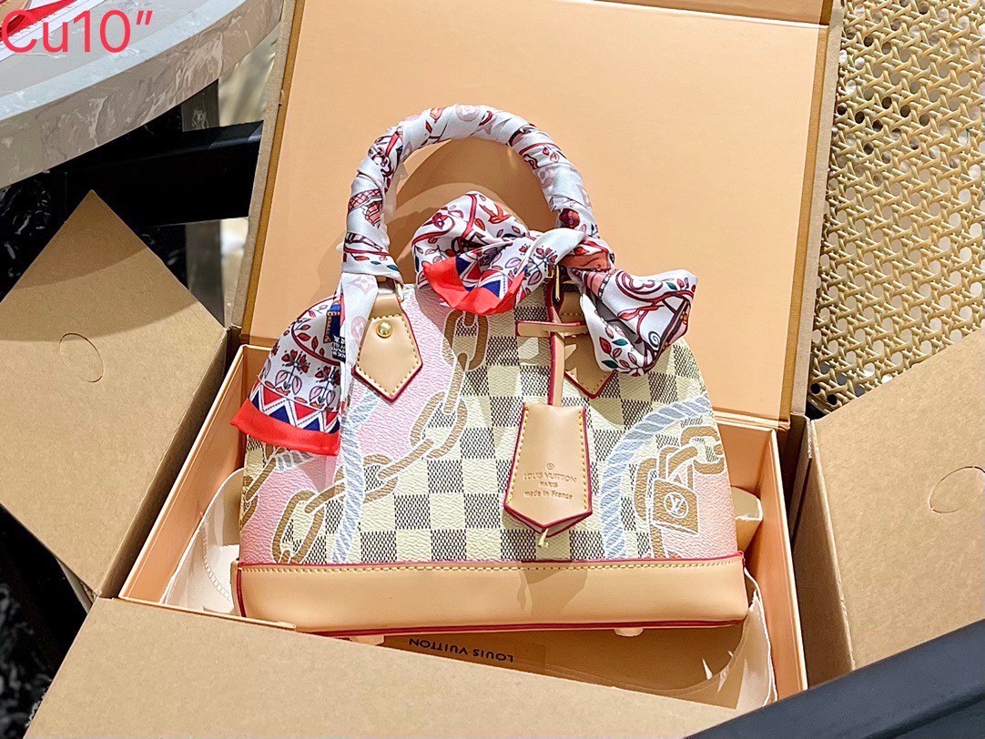 LV Alma BB Damier Azur Canvas Handbags New Spring Collection – Nautical กระเป๋าทรงโดมสุดฮิต เป็นหนึ่งคอลใหม่ที่มอบสีสันสดใสรับ summer ได้ดี ที่สาวๆตามหา สวยสะพายขับผิว อัพลุคไฮน์ที่สุด