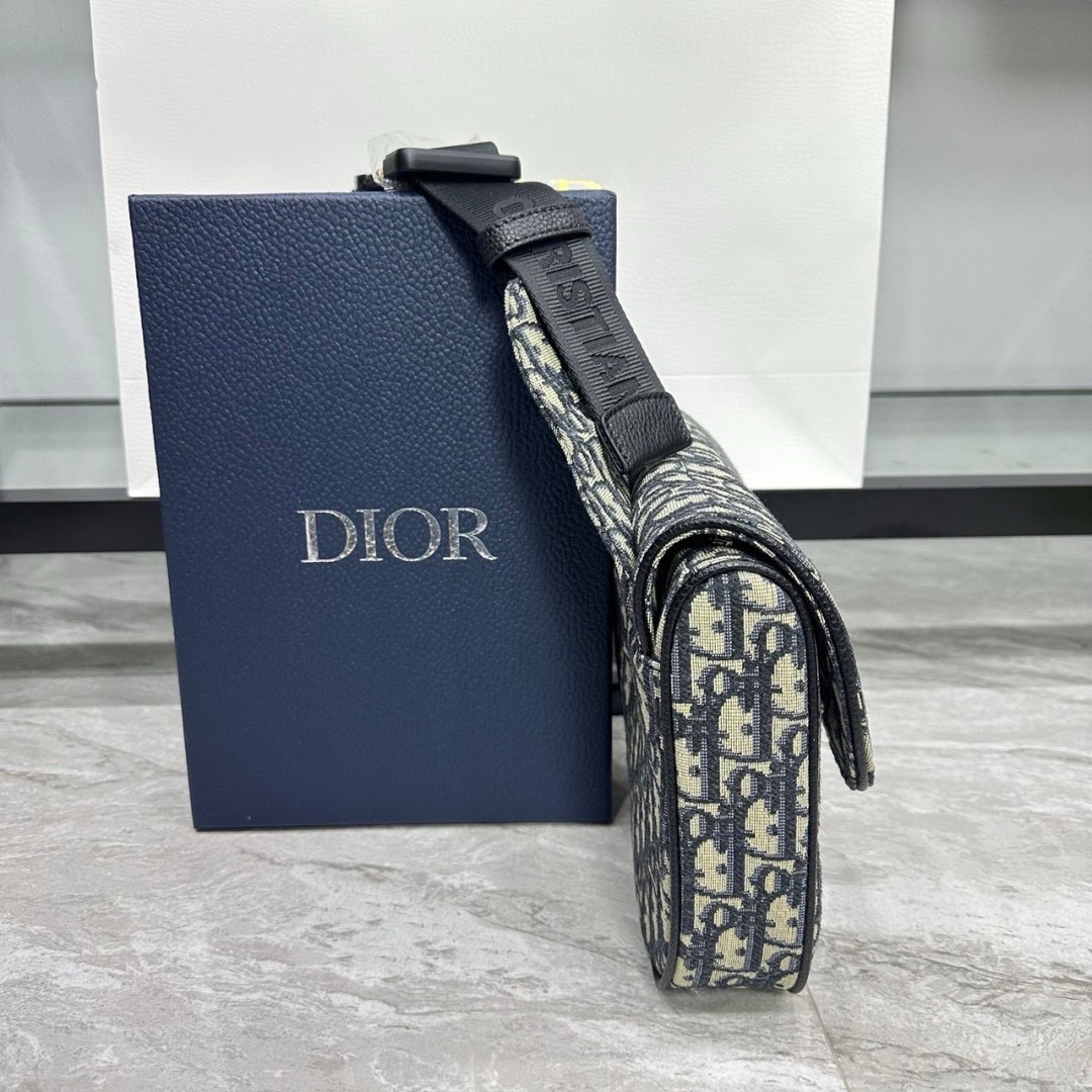 พร้อมส่ง 2 สี DIOR Saddle Bag Beige and Black Dior Oblique Jacquard กระเป๋าคาดอกดิออร์ เกรดออริ สลับแท้ 1:1 ใช้ต่างประเทศได้