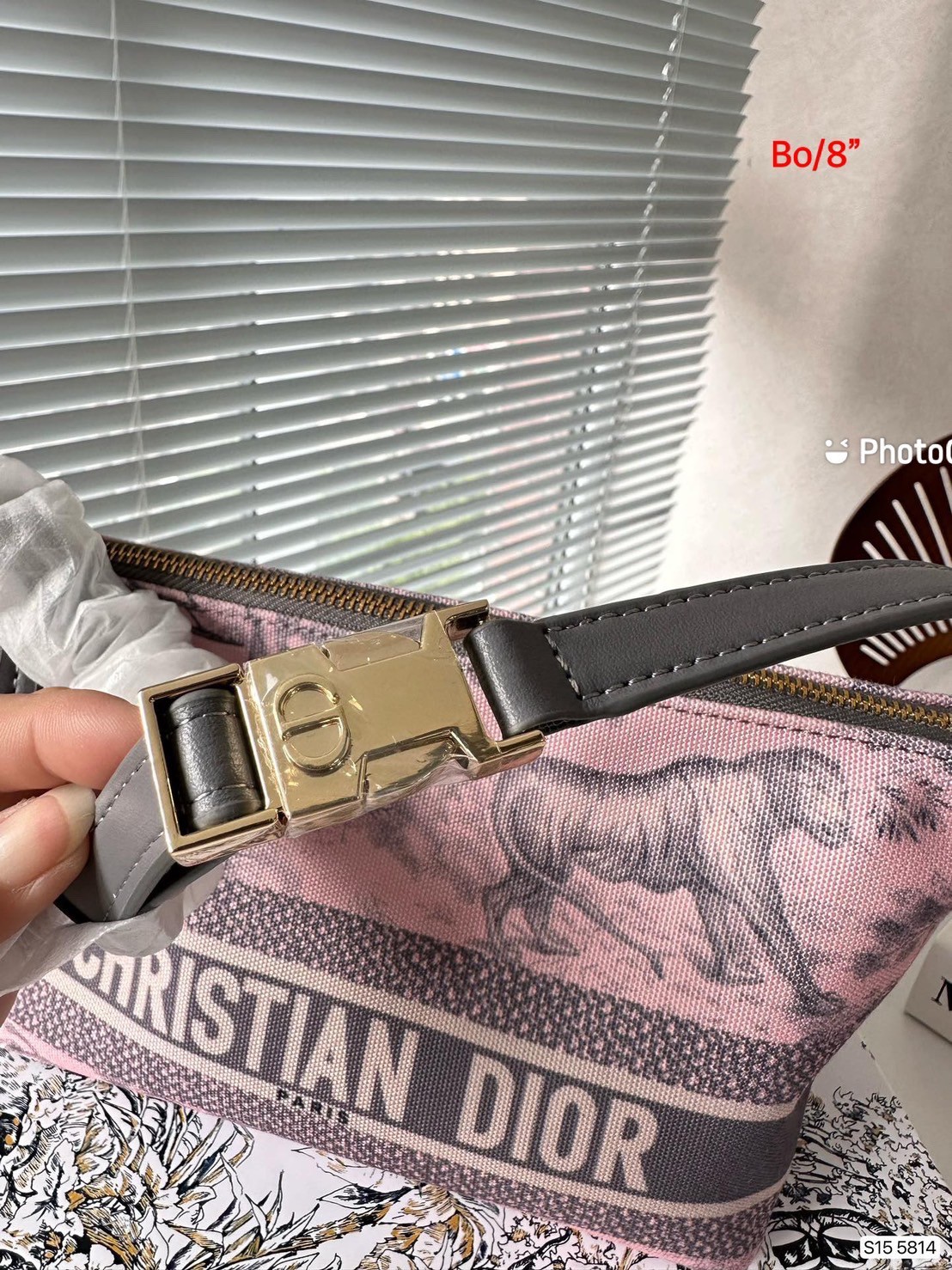 DIORTRAVEL NOMAD POUCH / DIOR POUCH BAG พร้อมส่ง กระเป๋าคลัทช์ทรงพอช สีใหม่ชมพูโทนหวาน ลวดลายคงความหรู ไซส์พกพาที่สามารถใช้ได้ทุกที่ทุกโอกาส