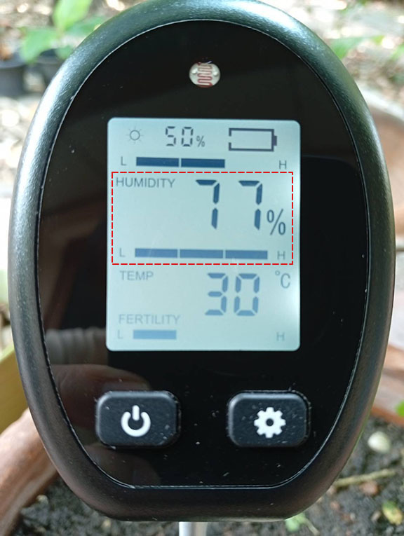 Moistenland เครื่องวัดดินแบบดิจิตอล 6-in-1 สำหรับวัดแสง/ความชื้นดิน/อุณหภูมิ/ค่า pH/ธาตุอาหารในดิน สำหรับพืชสวน ไร่นา