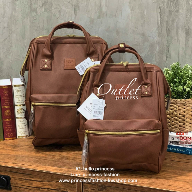 Anello polyurethane leather rucksack รุ่น Mini และ Classic กระเป๋าเป้จากแบรนด์เล็กๆมาสู่แบรนด์ดังทั้งในไทยและญี่ปุ่น วัสดุหนังpuแต่งลายหินอ่อนหนังนิ่ม กันน้ำได้ ภายในมีช่องเล็ก2ช่อง เปิดปิดด้วยซิปคู่ ปากกระเป๋าเป็นโครงสะดวกต่อการหยิบจับของภายใน ด้านข้างมี