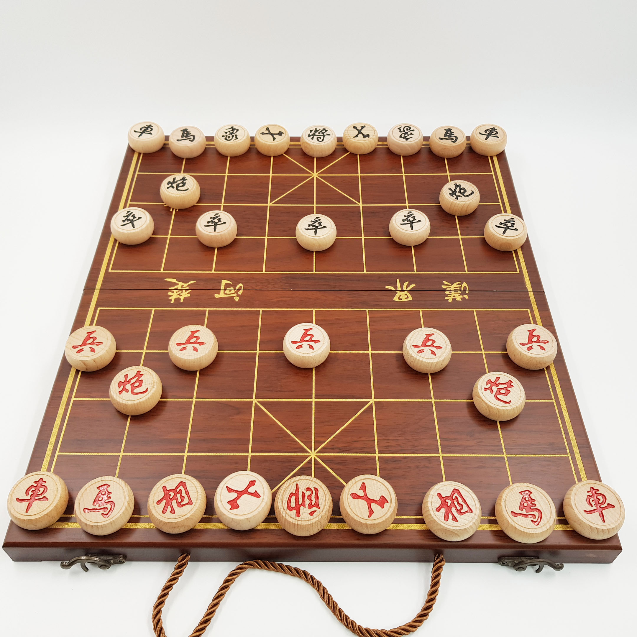 ชุดหมากรุกจีนกระดานไม้ พร้อมที่เก็บตัวหมาก และกระเป๋าสะพาย