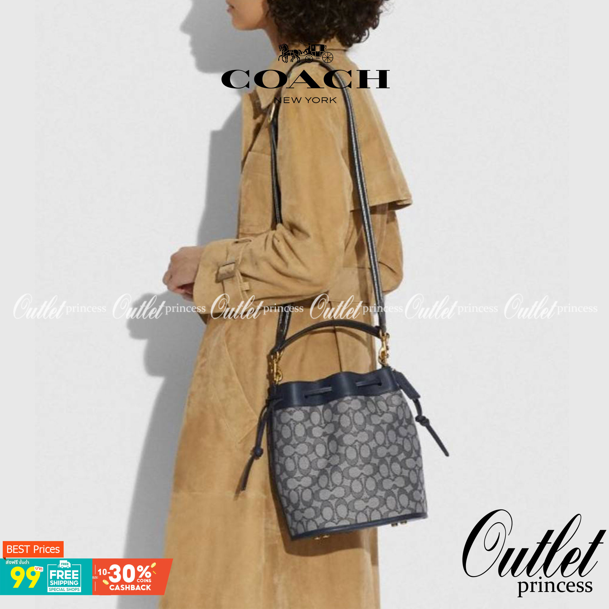 COACH FIELD BUCKET BAG IN SIGNATURE JACQUARD C3853 กระเป๋าสะพายทรงบัคเก็ต รุ่นใหม่ล่าสุด ดีไซน์ลายซิกเนเจอร์บนผ้า jacquard สวยคม เป็นเอกลักษณ์ไม่ซ้ำใคร มาพร้อมสายสะพายผ้าสปอร์ต และสายสั้นสำหรับคล้องแขนได้ สามารถรูดปิดปากกระเป๋าด้วยหนังรอบใบ เพิ่มดีเทลให้ต