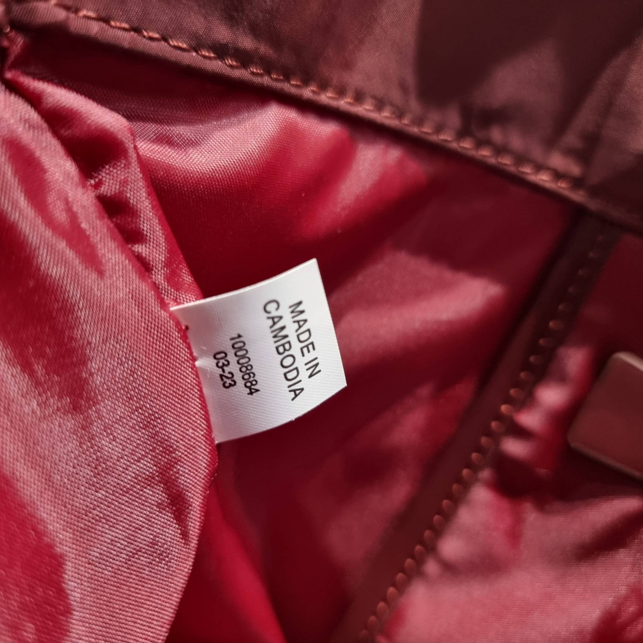 TORY BURCH Ella Chain Tote Bag / TORY TOTE NYLON BAG พร้อมส่ง 4 สี กระเป๋าสะพายทรงโท้ทใบใหญ่ จุของไปเลยแน่นๆ รูปทรงคลาสสิคชวนใช้ โดดเด่นด้วย patch โลโก้ แนะนำรีบสั่งใช้ไปสวยก่อนใครได้เลยน้า