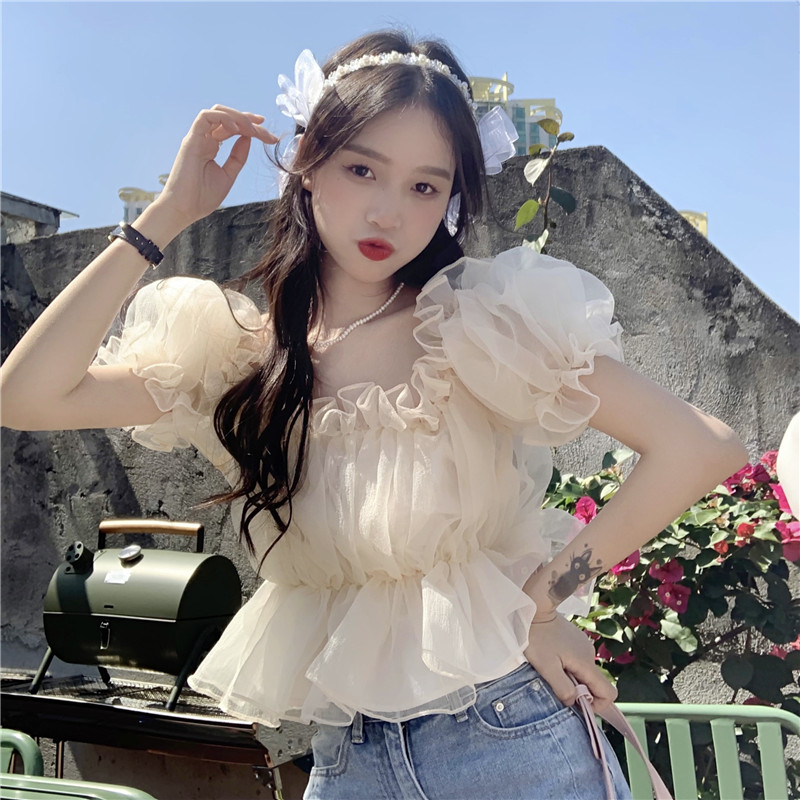 พร้อมส่ง 🧁 Cupcake tops เสื้อแขนสั้นทรงตุ๊กตาแต่งผ้าแก้วระบายฟรุ้งฟริ้ง (IN37075)