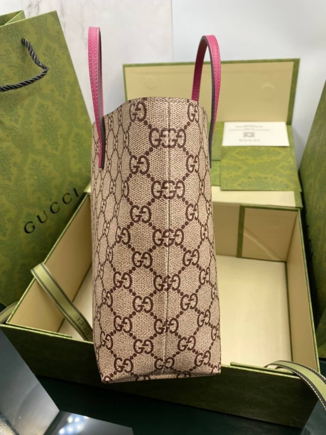 VIP 】Animal-Friendly Gucci Kid Tote Bag งานหนังแท้ทรงตั้งสวย ขนาดกะทัดรัด จุของได้เยอะ ใช้ได้ทั้งเด็กและผู้ใหญ่ น่ารักมากค่ะ **รุ่นขายดีตลอดกาล**