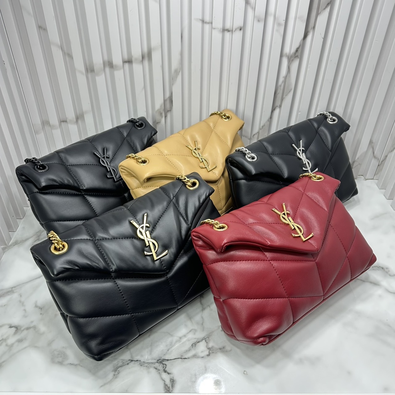 ORI หนังแท้ | 28cm YSL PUFFER SMALL in Nappa leather กระเป๋าสะพายรุ่นยอดนิยม ทรงสวย ใช้ได้บ่อยไม่มีเบื่อ วัสดุหนังสัมผัสนิ่มมือ ดีไซน์เรียบหรู ดูแพง สะพายได้หลากหลาย