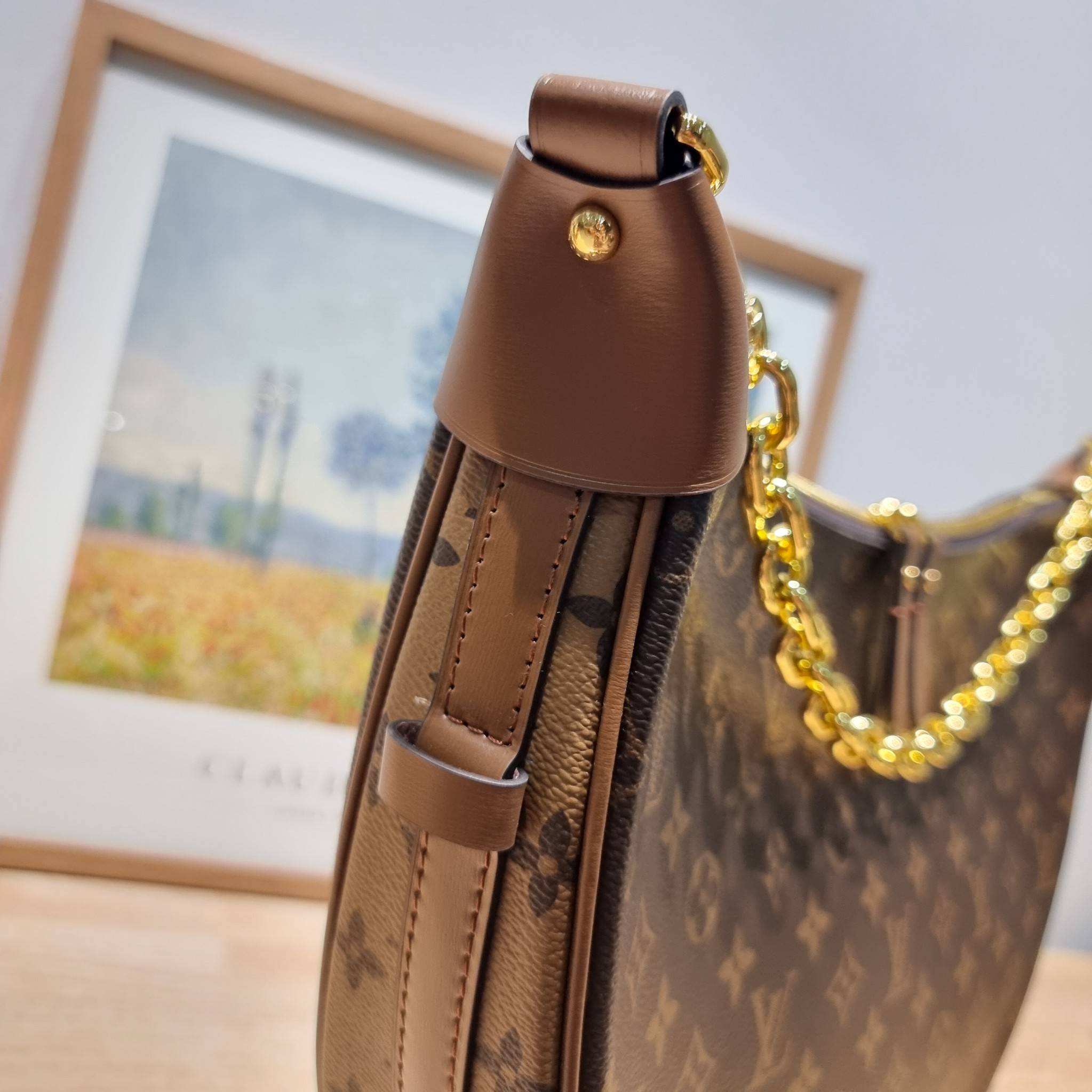 LV loop hobo bag / LV boulogne moon shoulder bag สุดยอดเดอะเบสท์ไอเท็ม กับขนาดใหม่ ใหญ่จุๆ กับกระเป๋าสะพายทรงบาแกตต์ สวยหรู