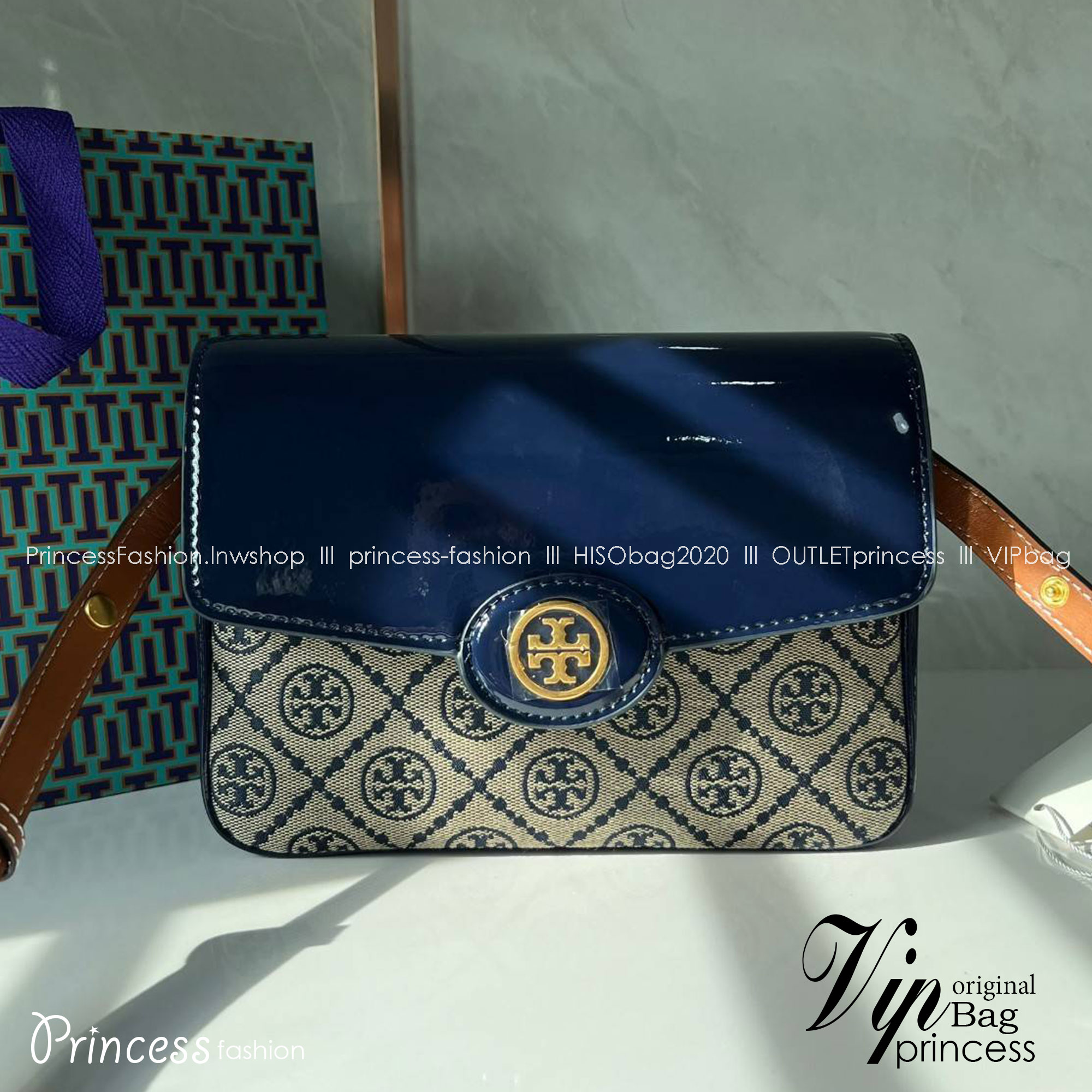 Tory Burch Robinson T Monogram Convertible Shoulder Bag กระเป๋าสะพาย เกรดท็อปออริ เกรดดีสุด สลับแท้ 1:1 ใช้ต่างประเทศได้
