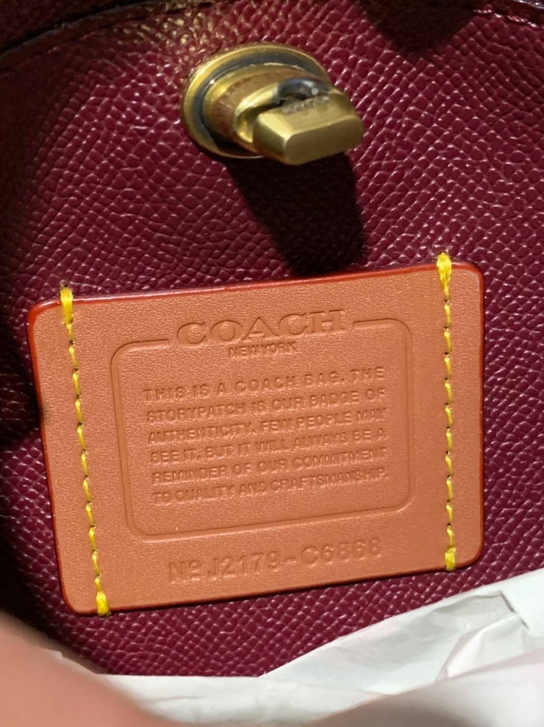 Coach Willow Bucket Bag In Signature Canvas With Patches รุ่นใหม่ล่าสุด พร้อมส่งที่ไทย