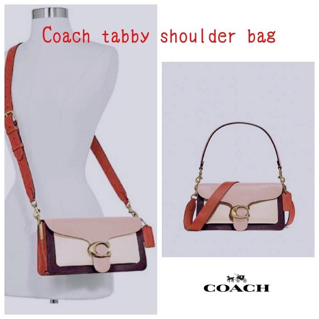 Coach Tabby Shoulder bag Coach Colorblock Tabby Shoulder Bag 26 Taupe Ginger Multi/gold 76105 ให้ลุคเก๋ ๆ ด้วยสีและลวดลายคลาสสิกตามแบบฉบับสาว Coach กระเป๋าสะพายไหล่สุดคลาสสิกรุ่นนี้ เป็นรูปทรงสี่เหลี่ยมผืนผ้าที่เข้าได้กับสาว ๆ ทุกสไตล์ หมุดสำหรับเปิดปิดกร