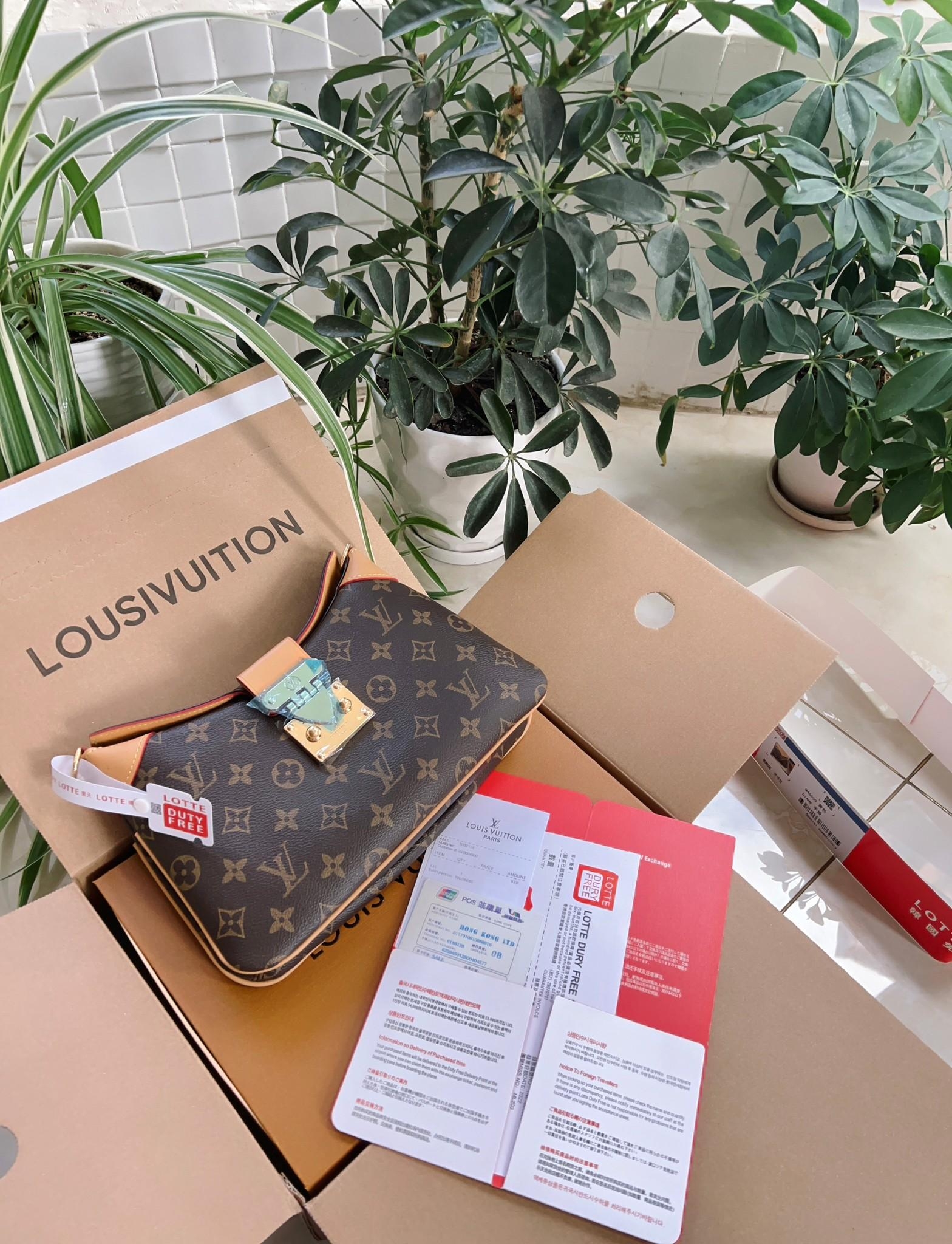 LV Twinny Monogram Reverse coated Bag กระเป๋าสะพายรุ่นใหม่ สวยหรู ดูดีมาก เกรดออริ