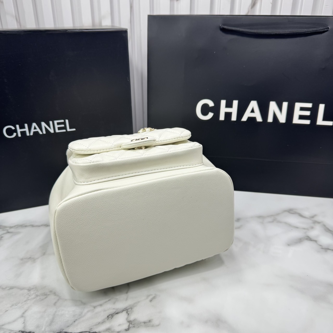 ORI หนังแท้ | Chanel Duma Backpack กระเป๋าเป้ไซส์มินิ น่ารักน่าใช้สุดๆ ไอเท็มยอดฮิต รูปทรงทันสมัย ดีเทลความสวยมากมาย