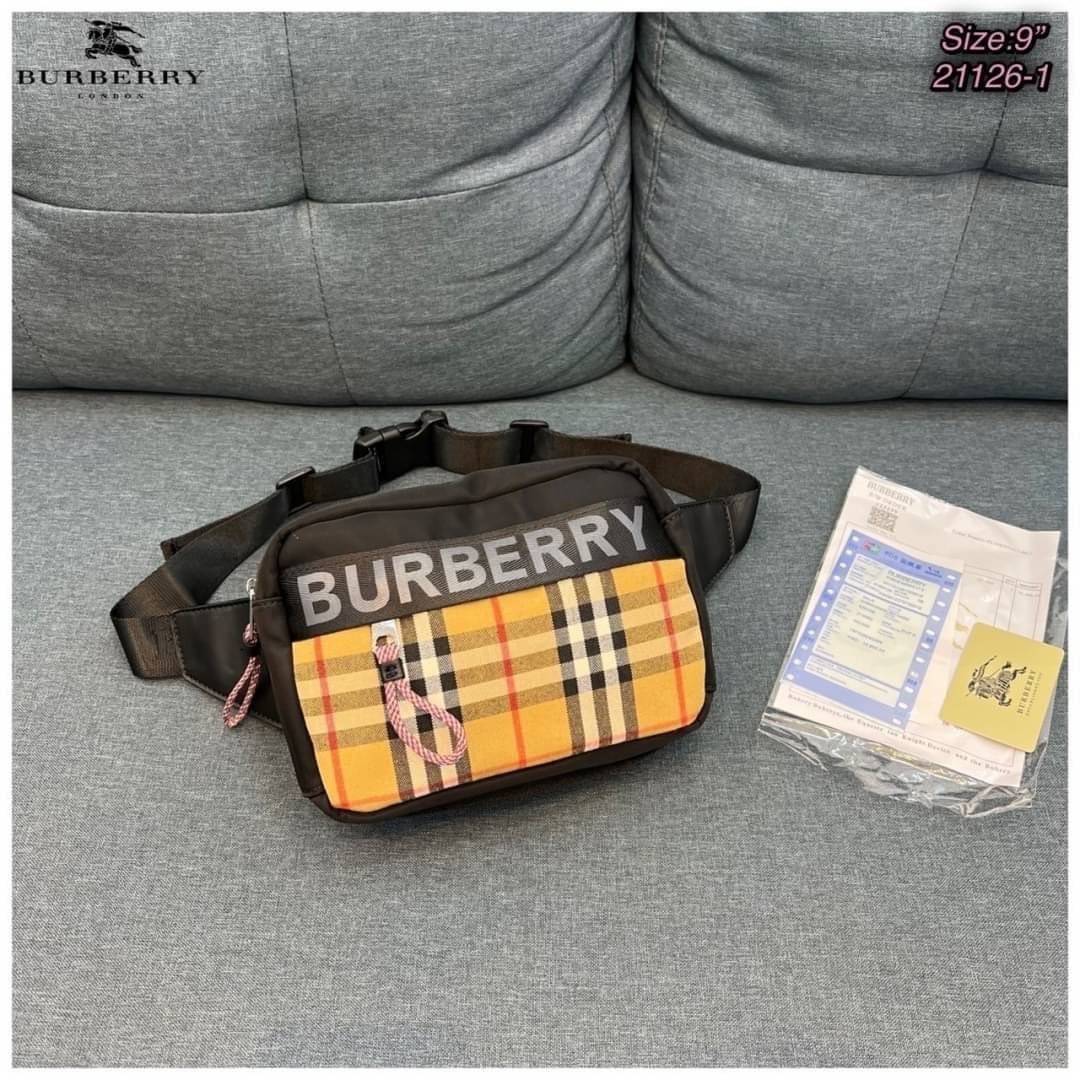 BURBERRY BELT BAG Vintage retro check กระเป๋าคาดอกผ้าในลอนอย่างดี น้ำหนักเบา ทรงสวย สามารถใช้ทั้งผู้หญิง ผู้ชาย