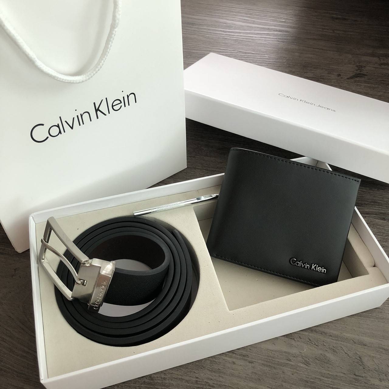 Calvin Klein Leather Belt & Wallet Set เซตสุดคุ้ม จะะมอบเป็นของขวัญ หรือใช้เองก็แนะนำเลยค่าา