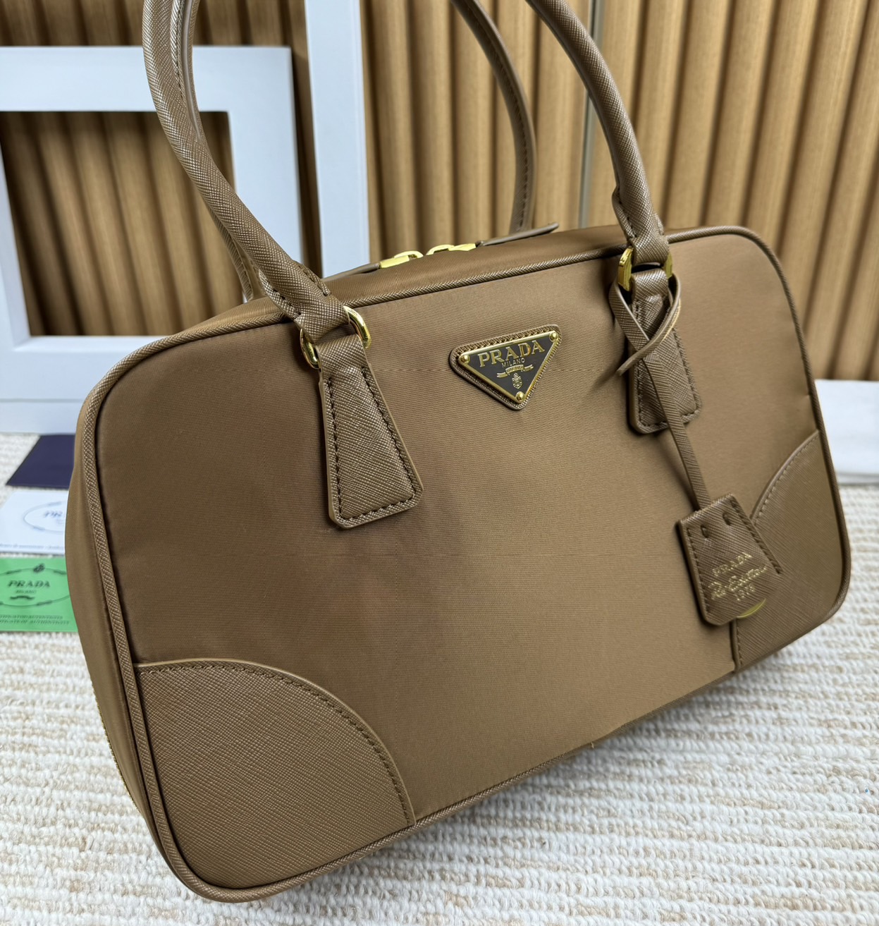 Prada Re-Edition 1978 large Re-Nylon and Saffiano leather two-handle bag 30cm กระเป๋าสะพายใบใหญ่เรียบหรู เกรดออริ สลับแท้ 1:1 ใช้งานต่างประเทศได้