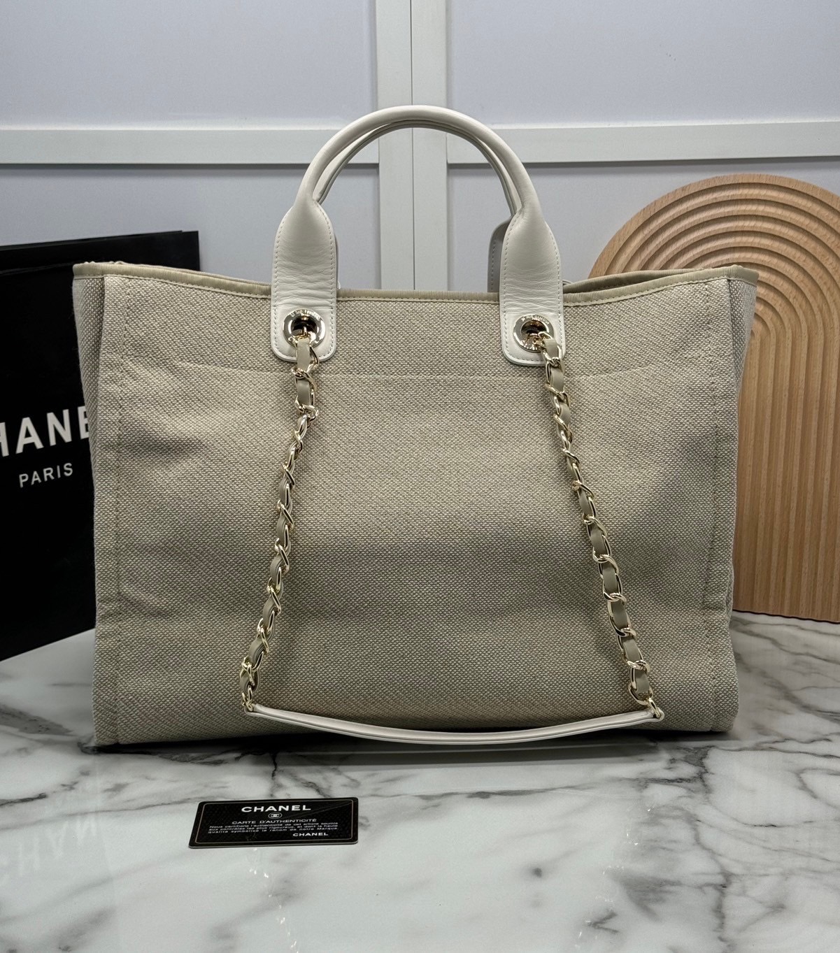 ORI หนังแท้ | Chanel Deauville Tote Bag กระเป๋าสะพายทรงโท้ทช้อปปิ้ง ใบใหญ่ ภายในโล่งกว้าง จุของได้เยอะ