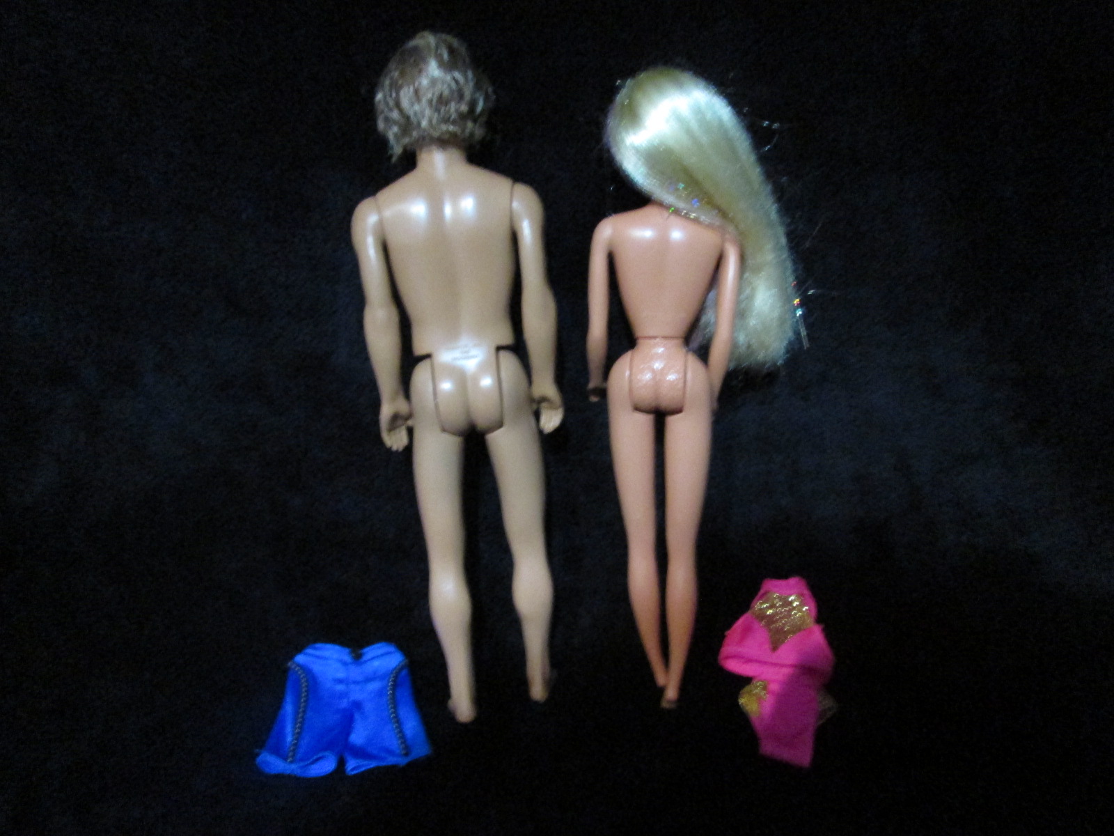Beach Blast Barbie with Ken_ตุ๊กตาบาร์บี้และเคนแท้มือสองสภาพดี