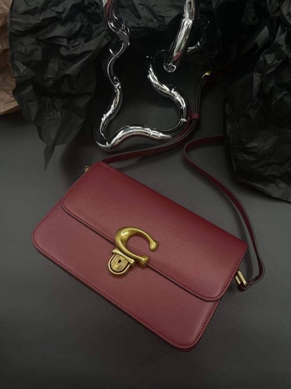 สวยละมุนตาละมุนใจม๊ากก!!🌺🌈 //>>COACH STUDIO GLOVETANNED LEATHER SHOULDER BAG (C6641)🌺ห้ามพลาดเด็ดขาด!! สวยละมุน เรียบหรู ดูแพงสุดๆ!! //กระเป๋าถือ กระเป๋าสะพาย ดีไซน์เนี้ยบ! เฉียบมาก!// วัสดุหนังแท้ หนังเรียบเต็มใบ อยู่ทรง สวย