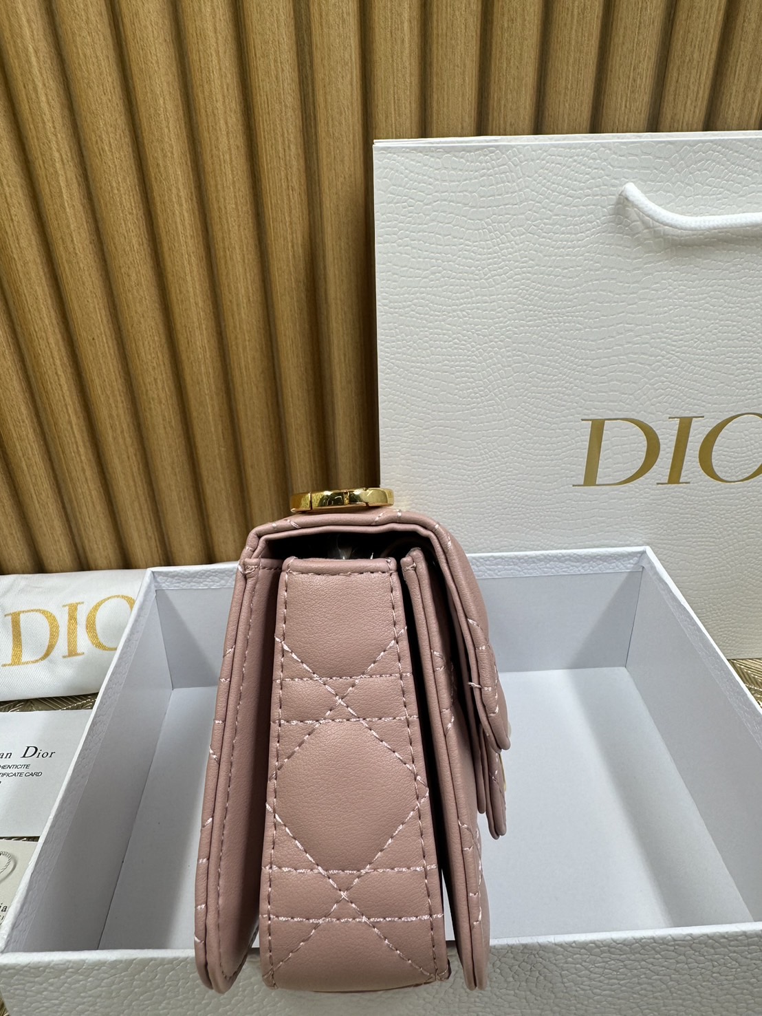 พร้อมส่ง 6 สี Mini Dior Jolie Top Handle Bag 20cm กระเป๋าสะพาย เกรดออริ สลับแท้ 1:1 ใช้ต่างประเทศได้