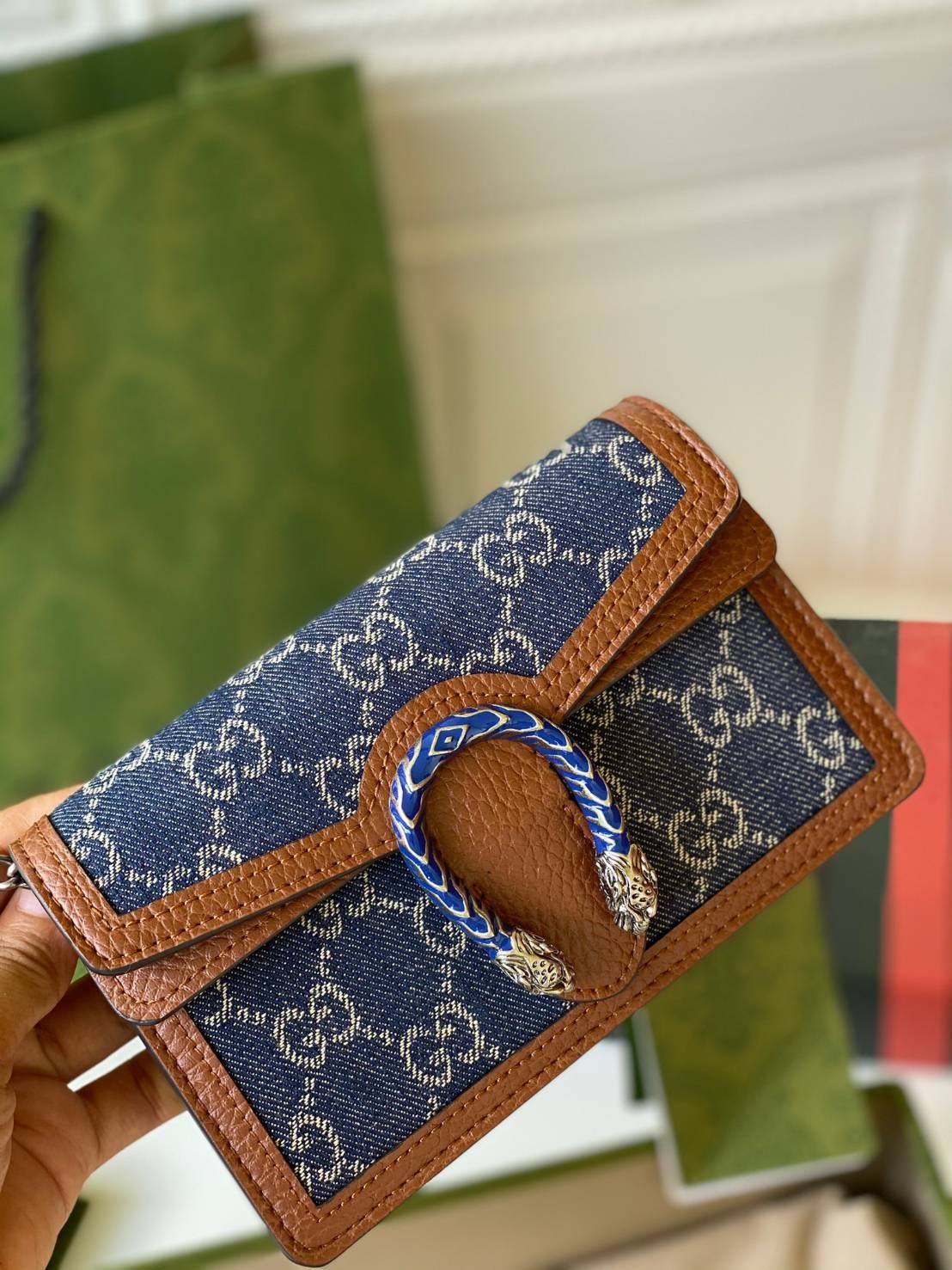 หนังแท้ GUCCI Dionysus mini bag / GG Shoulder bag / GG Denim Dionysus พร้อมส่งที่ไทย กระเป๋าสะพายข้างหนังแท้ เกรดหนังคุณภาพดียิ่งใช้หนังยิ่งสวย โทนสีน่าใช้มากก มาในดีไซน์คลาสสิคเรียบหรูเข้ากับทุกลุ๊คแบบไม่มีเอ้าท์ พร้อมส่งที่ไทย ภาพสินค้าถ่ายจากงานขายจริง