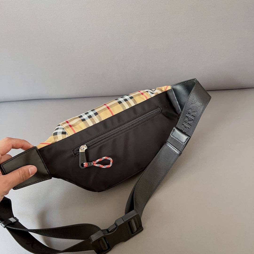 Burberry Vintage Check Sonny Belt Bag / BURBERRY FRAGRANCES BELT BAG วัสดุ 100% POLYAMIDE (Nylon & Canvas) กระเป๋าคาดเอว คาดอกแบบ UNISEX ใช้ได้ทุกเพศ