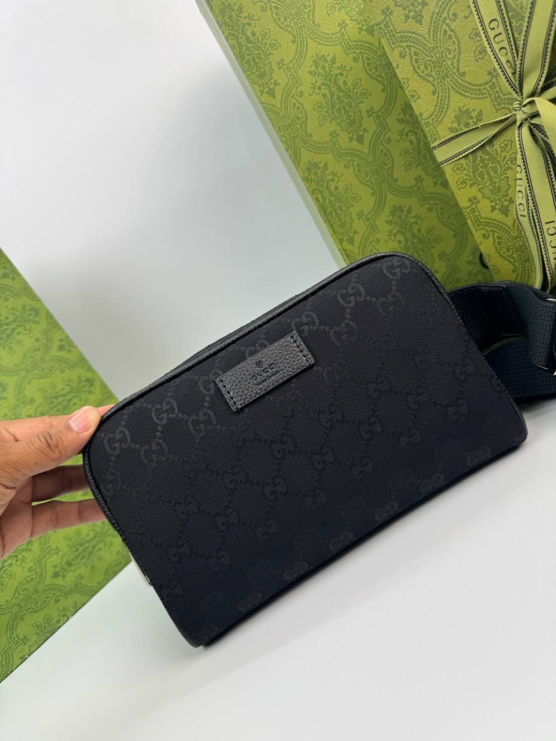 ORI หนังแท้ | GUCCI GG Canvas Belt Bag Black กระเป๋าคาดอก คาดเอว ดีไซน์วินเทจ โทนสีดำสุดคลาสสิก