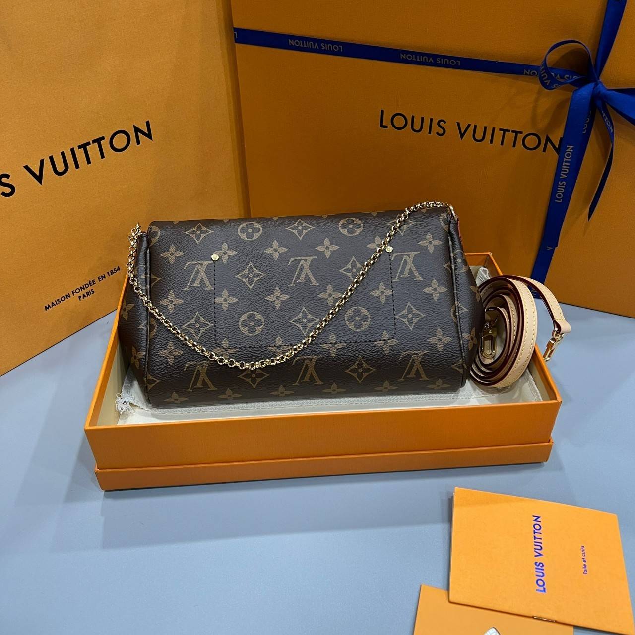 Ori 25cm Louis Vuitton favorite / LV Favorite Monogram Damier Ebene MM เกรดออริจินอล ใช้แทนใบจริงได้ ภาพถ่ายจากงานขายจริง ใช้งานต่างประเทศได้ค่ะ