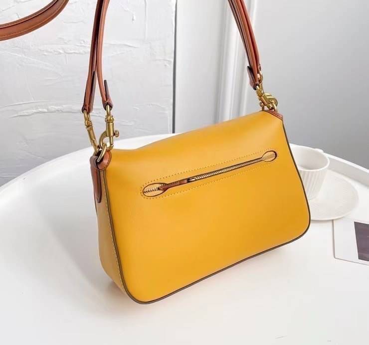 Coach Soft Tabby Shoulder Bag 5 สี กระเป๋าสะพายข้างหนังสวย พร้อมส่งที่ไทยราคาสุดคุ้มห้ามพลาดค่ะ!