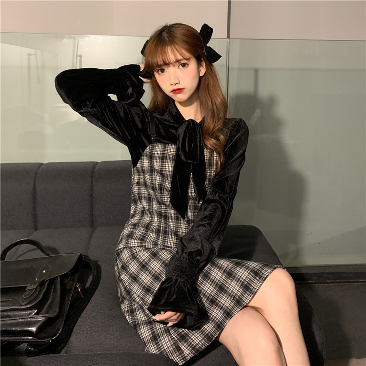 พร้อมส่ง 🥜 Samara set เซตเสื้อแขนยาว+เดรสลายสก็อต (IN33169)
