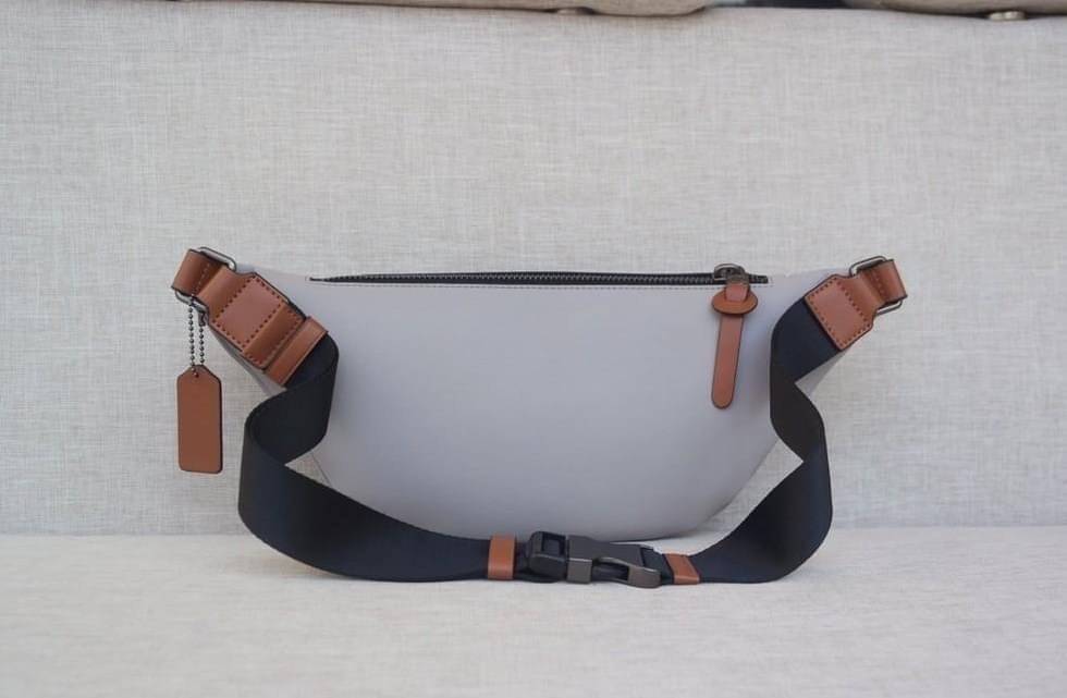 OUTTLET 】COACH RIVINGTON BELT BAG IN REFLECTIVE SIGNATURE LEATHER (78899)