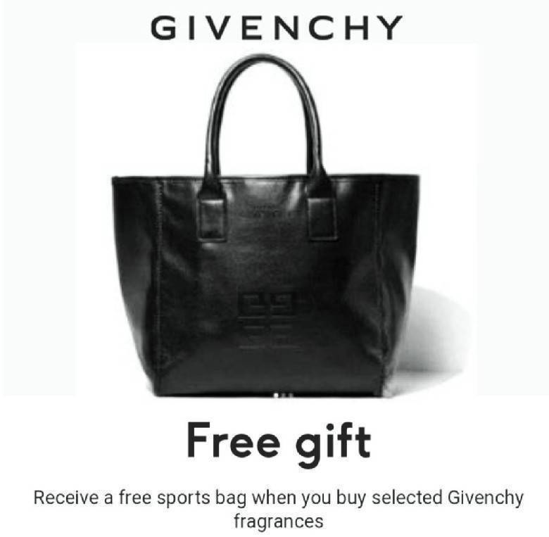 Givenchy Black Soft Leather Shoulder Handbags (Limited edition) กระเป๋าถือหรือสะพายพรีเมี่ยมของเเท้จาก "Givenchy Perfume Counter" วัสดุหนังนิ่มเรียบสีดำด้านหน้าปั้มโลโก้แบรนด์ GV ภายใน Polyester 100% สีดำสกรีนโลโก้สวยดูดี เปิดปิดด้วยกระดุมแม่เหล